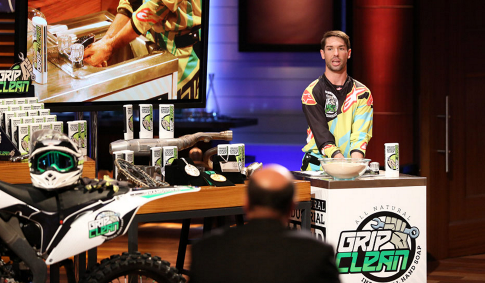 Where To Buy Grip Clean From 'Shark Tank' & Fight Dirt With More Dirt